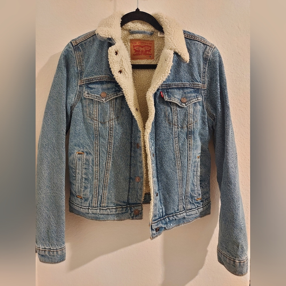 Levi's lined denim jacket Medium
